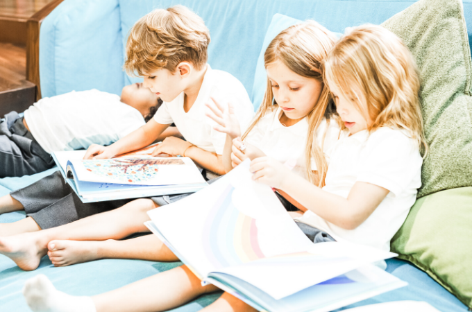 How To Cultivate a Fantastic Family Reading Habit